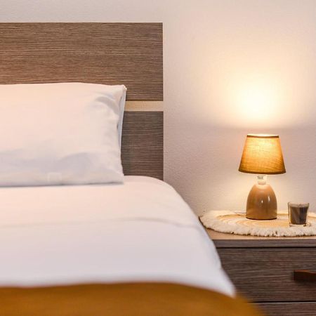 Loft Free Parking Agli Ulivi Moderno E Spazioso Peschiera del Garda Ngoại thất bức ảnh